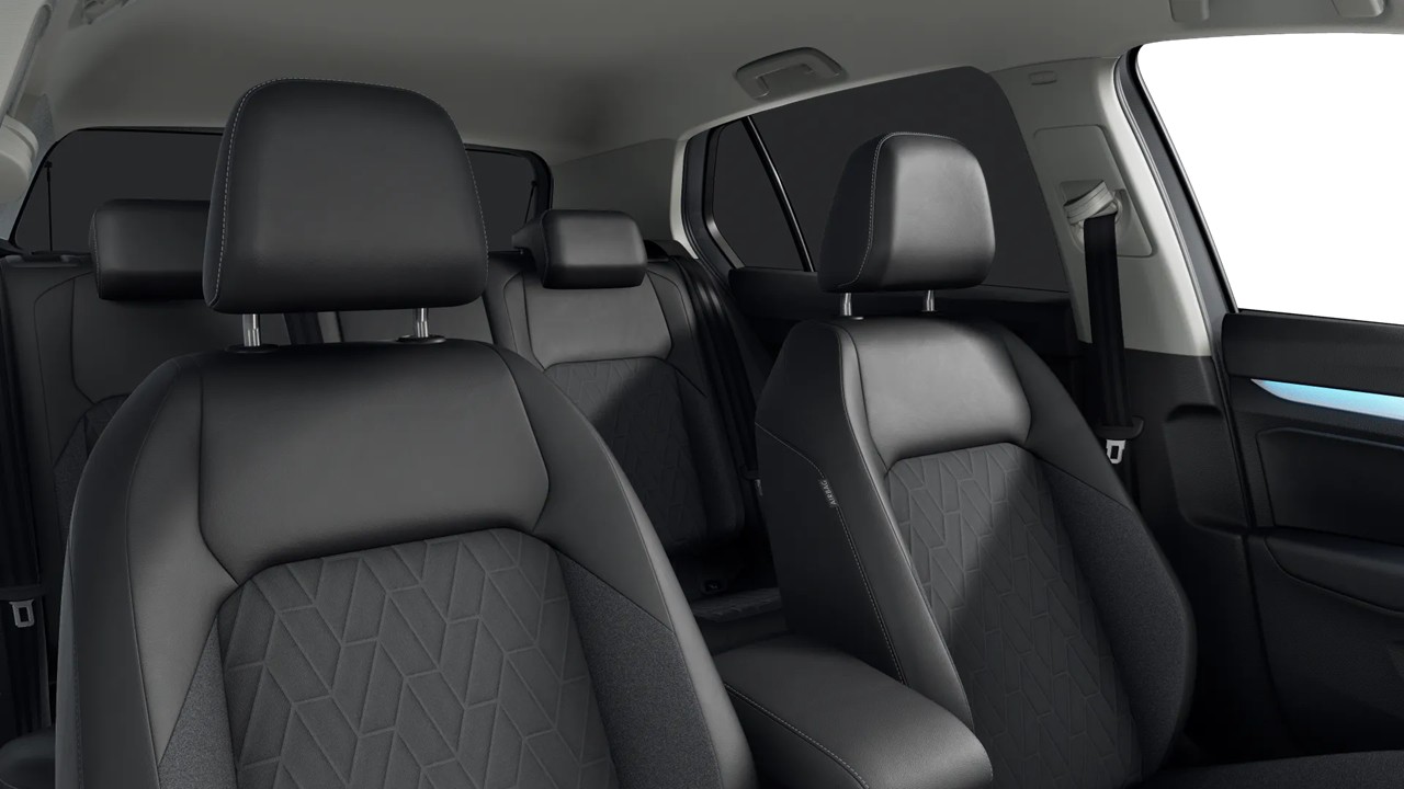 Volkswagen Golf VIII 1.5 eTSI ENERGY HARMAN KARDON 360°CAM