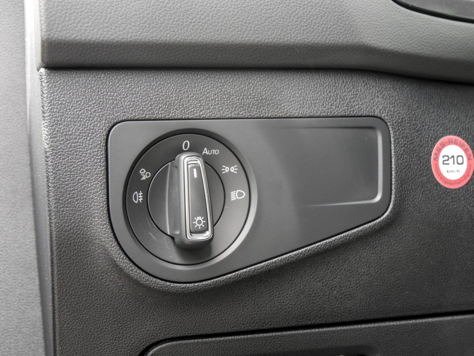 Volkswagen Tiguan 2.0 R-LINE AHK CAM ACC LM20 E-KLAPPE NAVI