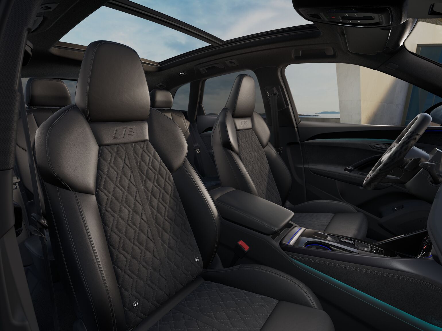 Audi Q5 SUV e-hybrid quattro AHK PANO TECH PLUS LM20