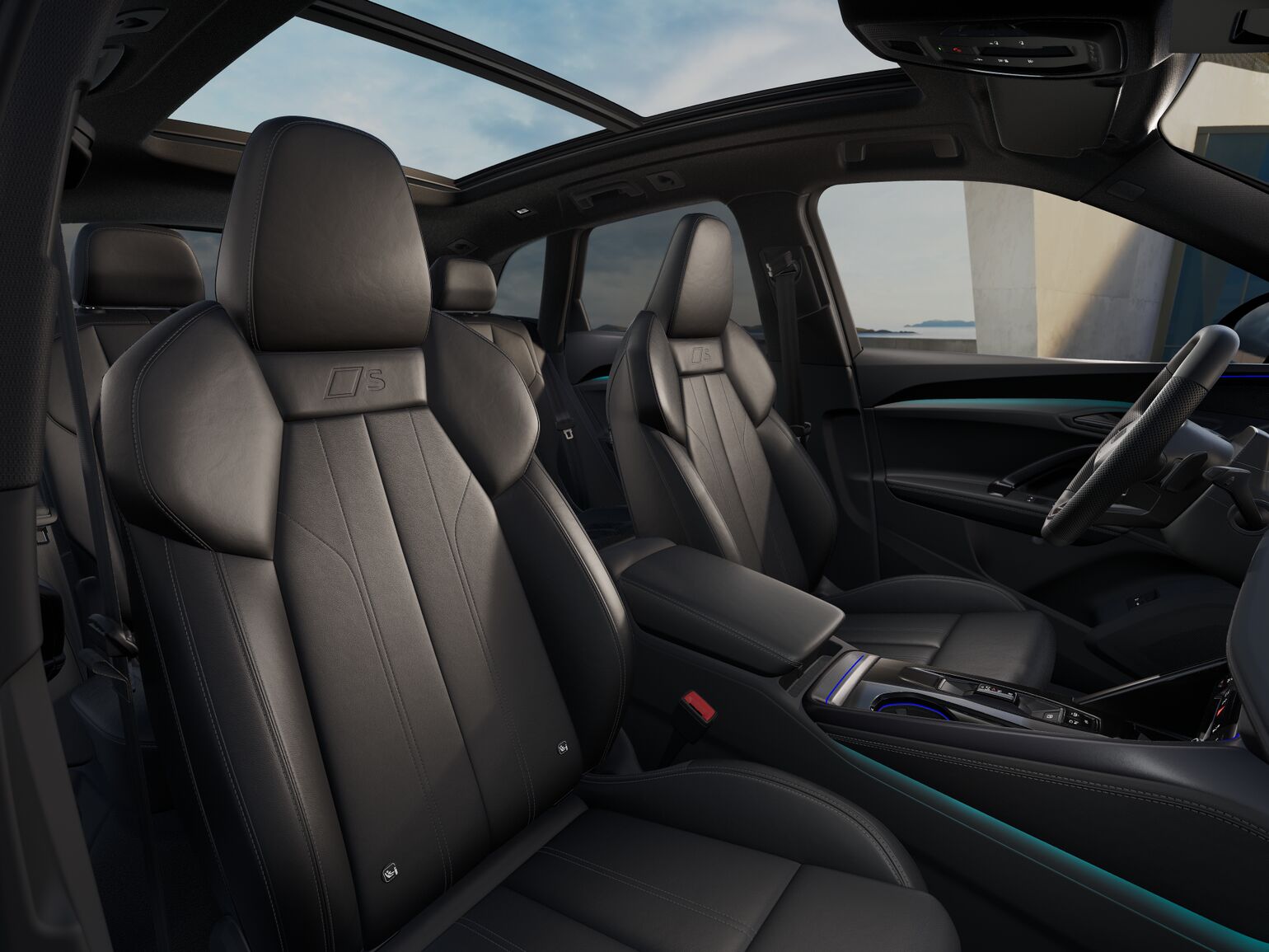 Audi Q5 SUV eHYBRID quattro AHK PANO TECH PRO LM20