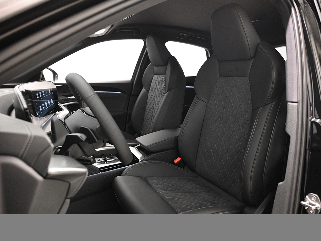 Audi Q5 Sportback e-hybrid quattro AHK TECH PLUS LM20