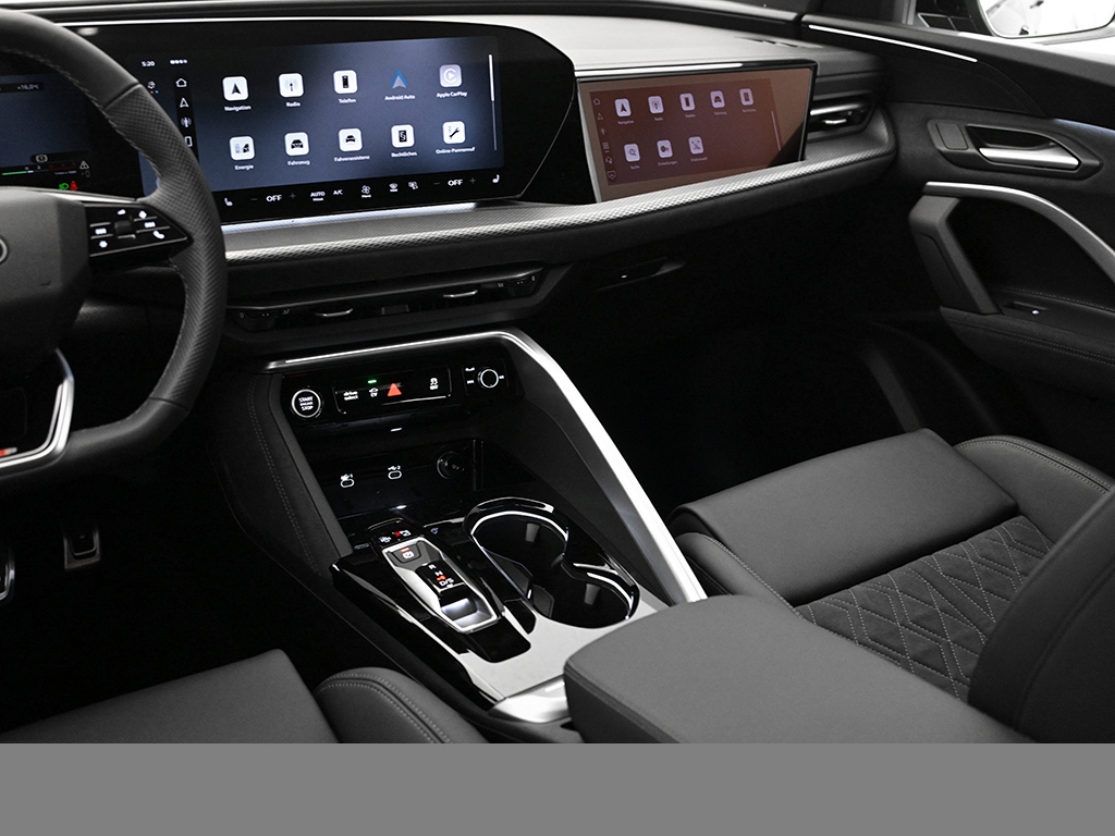 Audi Q5 Sportback e-hybrid quattro AHK TECH PLUS LM20
