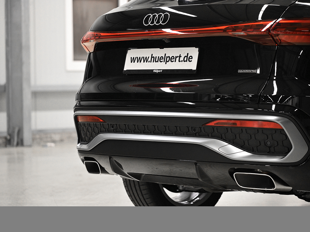 Audi Q5 Sportback e-hybrid quattro AHK TECH PLUS LM20