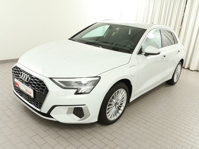Audi A3 Sportback 40 HYBRID S LINE AHK B&O ACC NAVI+