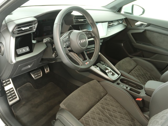 Audi A3 Sportback 40 HYBRID S LINE AHK B&O ACC NAVI+