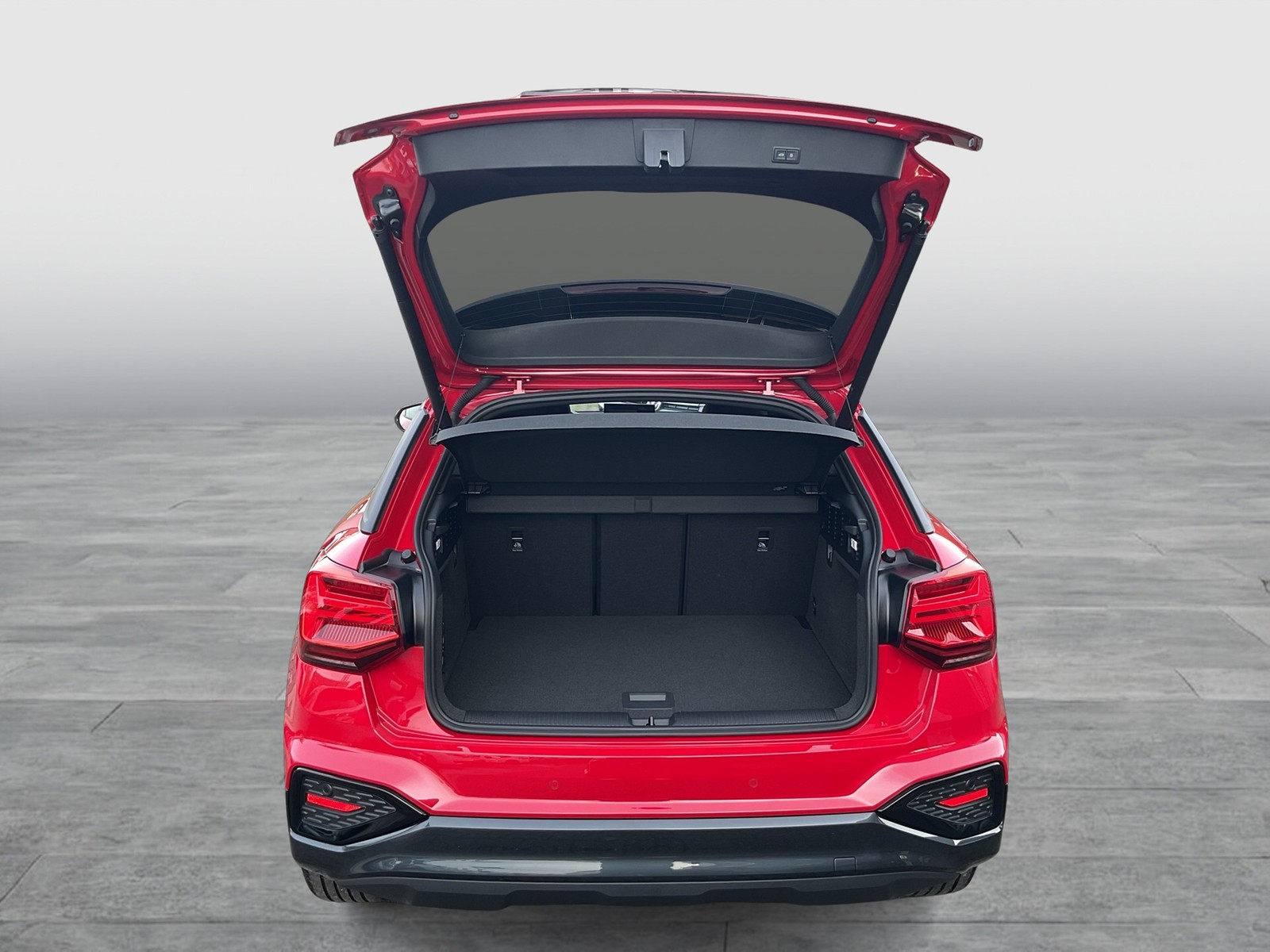 Audi Q2 35 quattro S LINE AHK CAM ACC LM18 E-KLAPPE