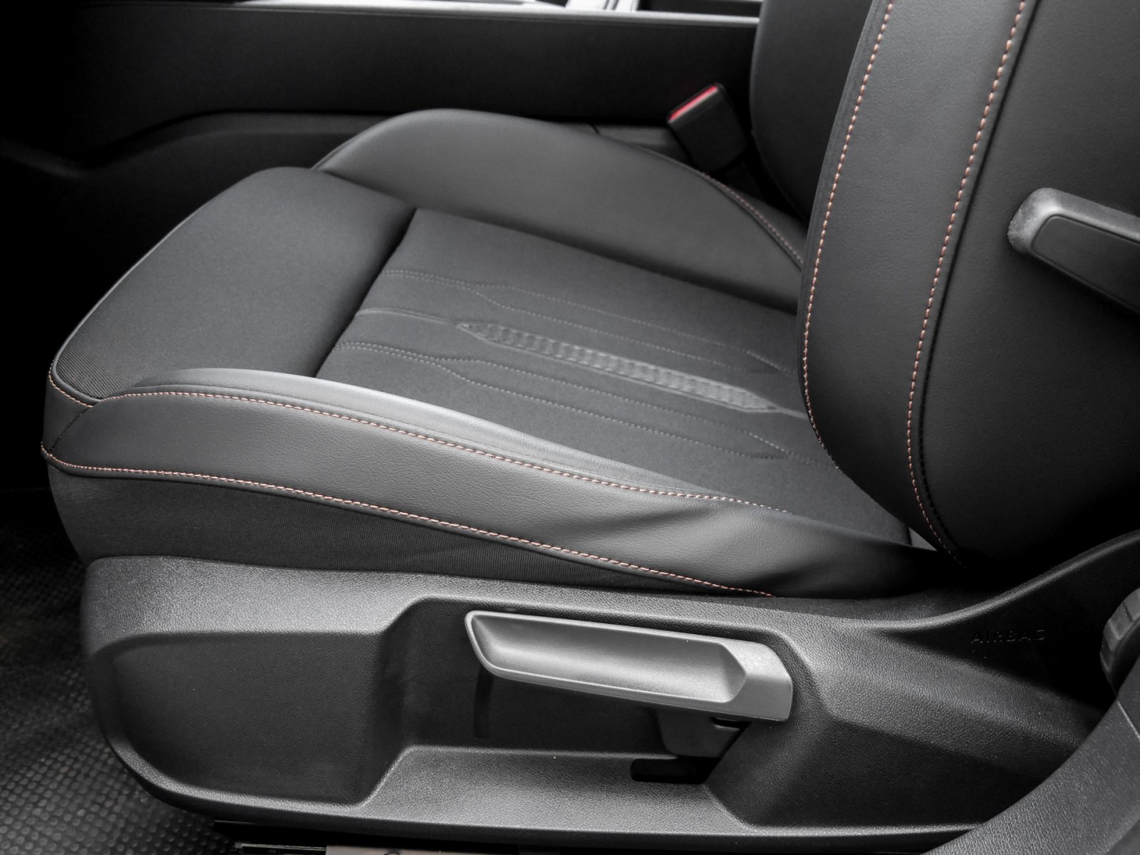Cupra Formentor 1.4 HYBRID VZ CAM ACC LM19 NAVI SITZHZ