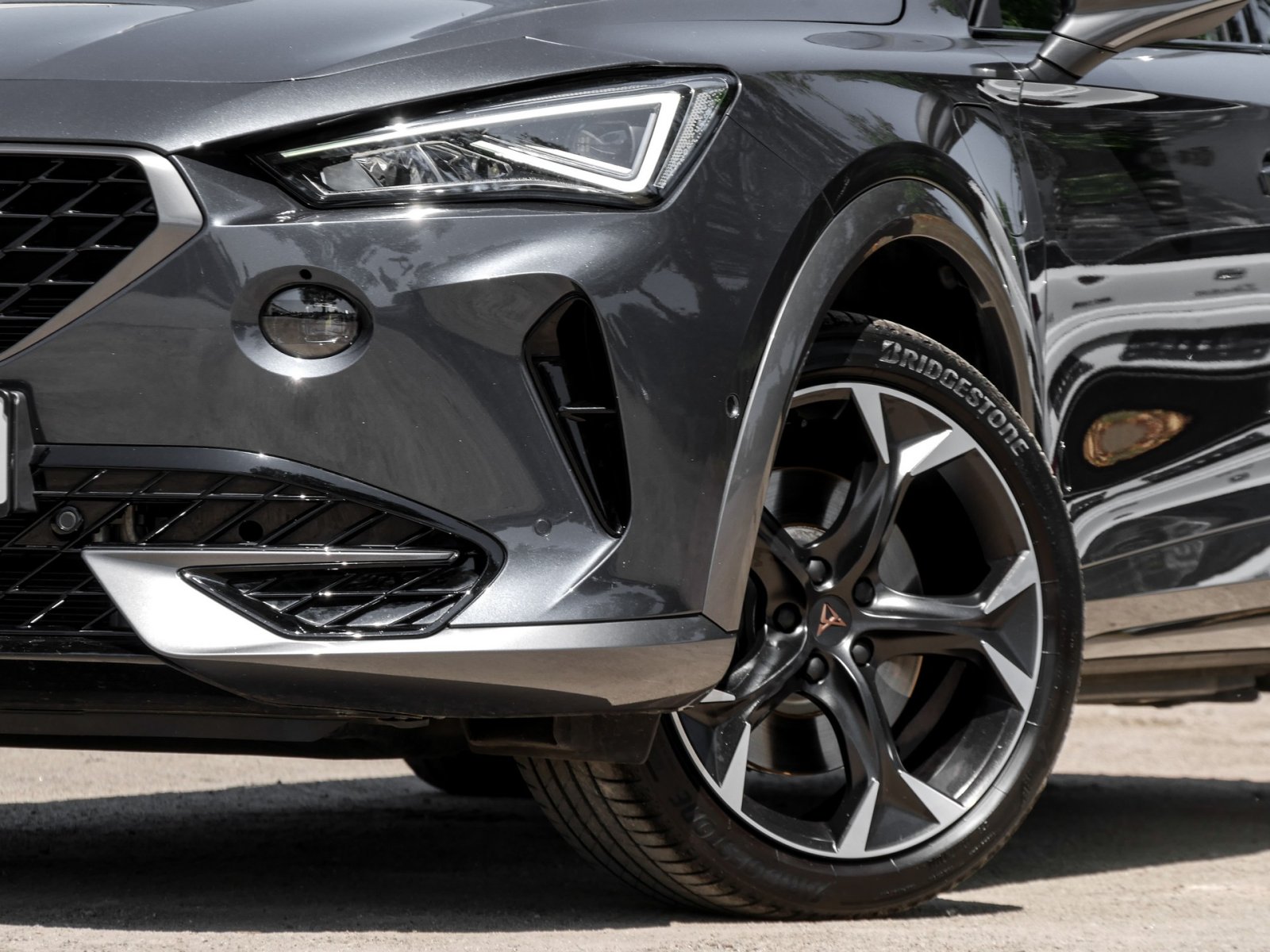 Cupra Formentor 1.4 HYBRID VZ CAM ACC LM19 NAVI SITZHZ