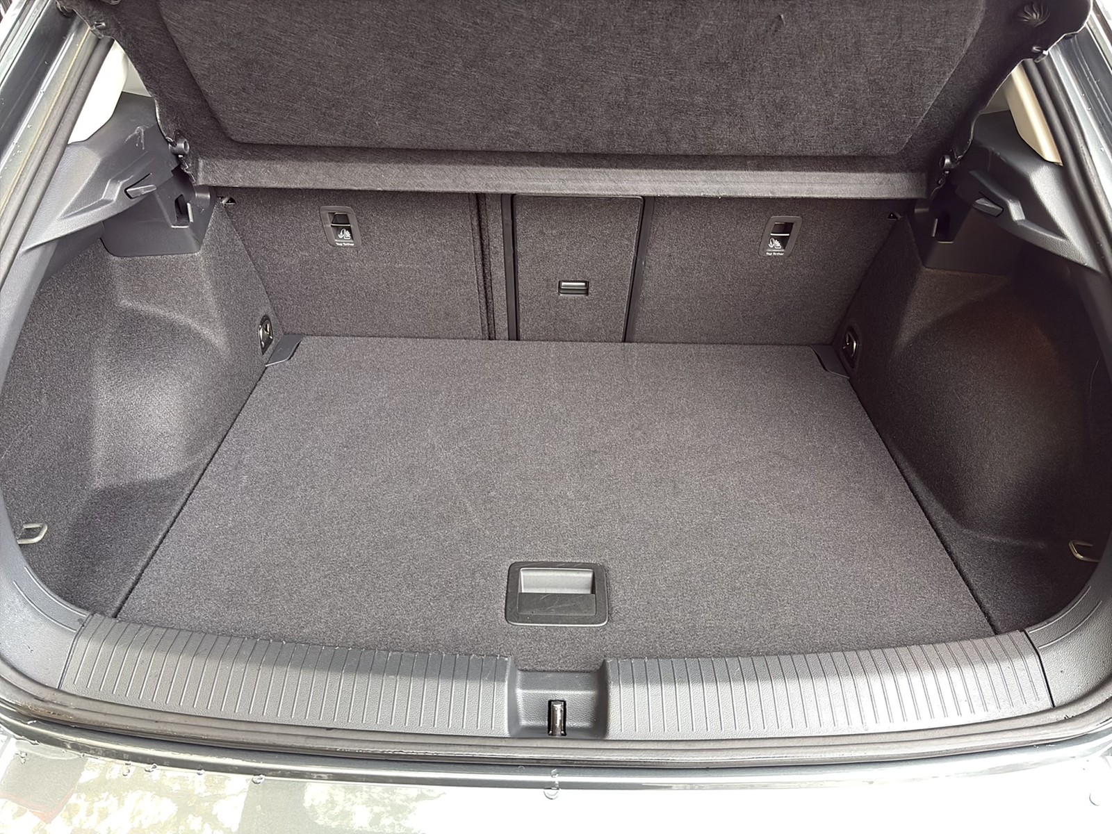 Volkswagen T-Roc 2.0 GOAL AHK CAM ACC LM17 NAVI SITZHEIZUNG