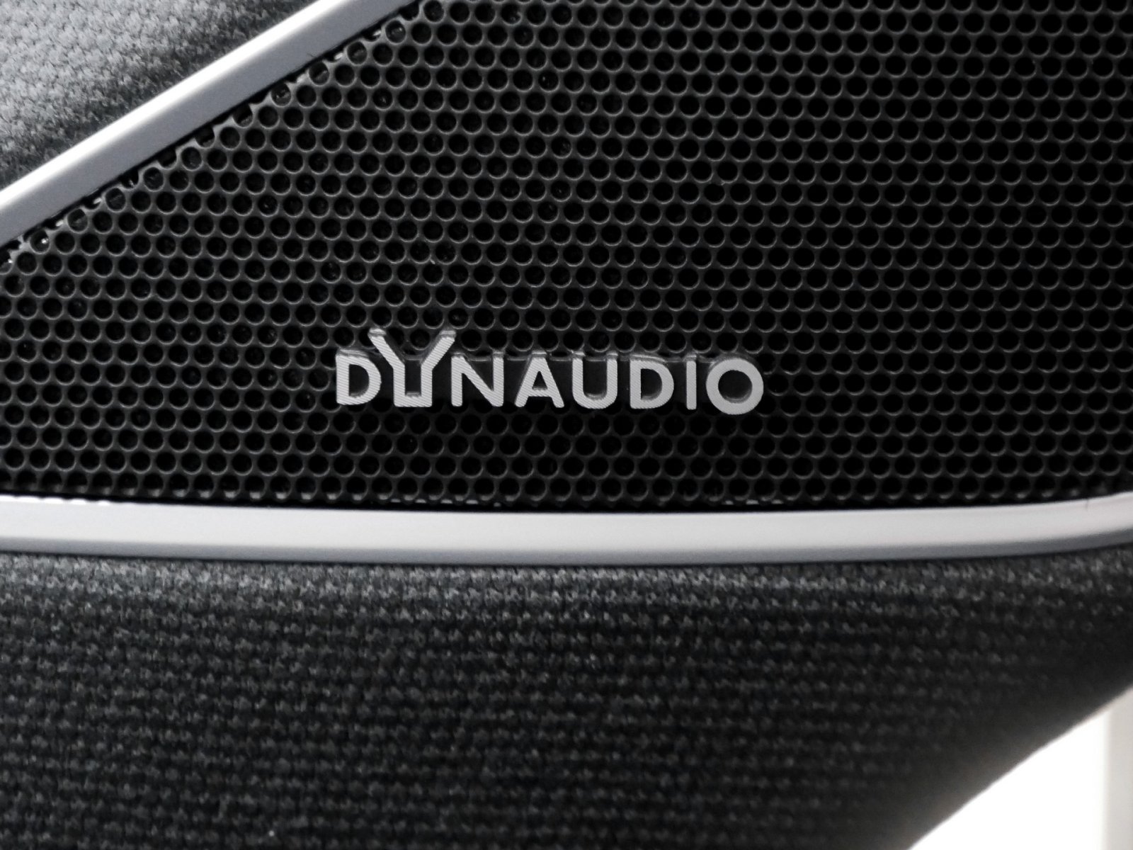 Volkswagen Touareg V6 TDI R-LINE BLACKSTYLE DYNAUDIO PANO