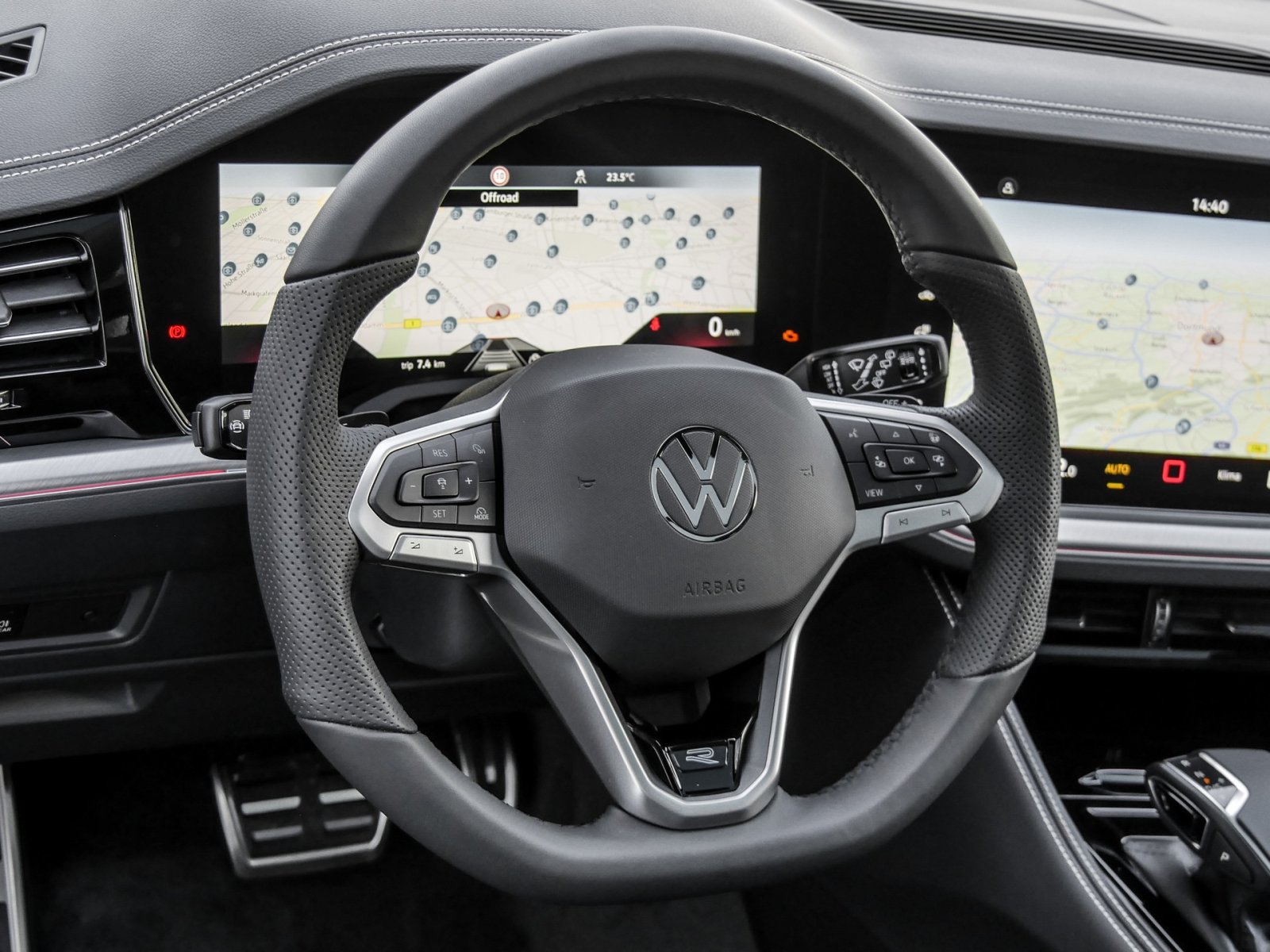 Volkswagen Touareg V6 TDI R-LINE BLACKSTYLE DYNAUDIO PANO