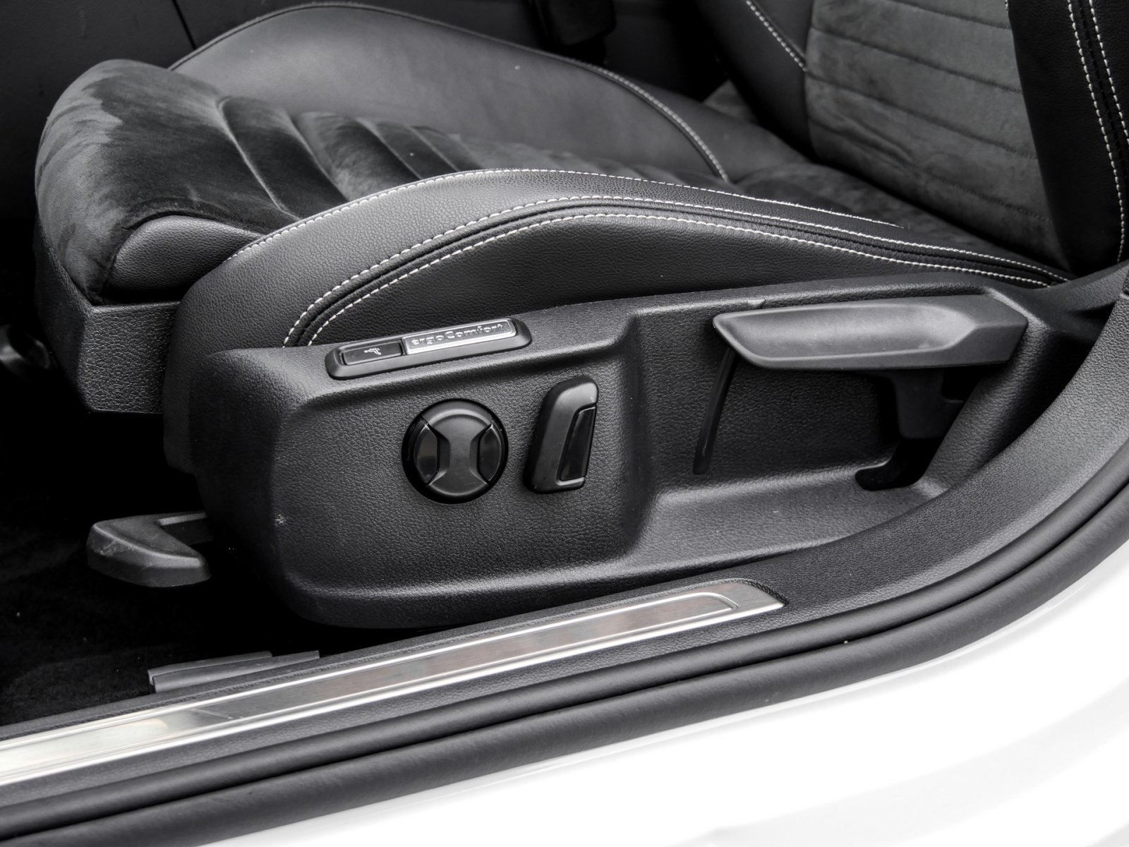 Volkswagen Passat Variant 1.4 GTE ACC MATRIX eKLAPPE NAVI