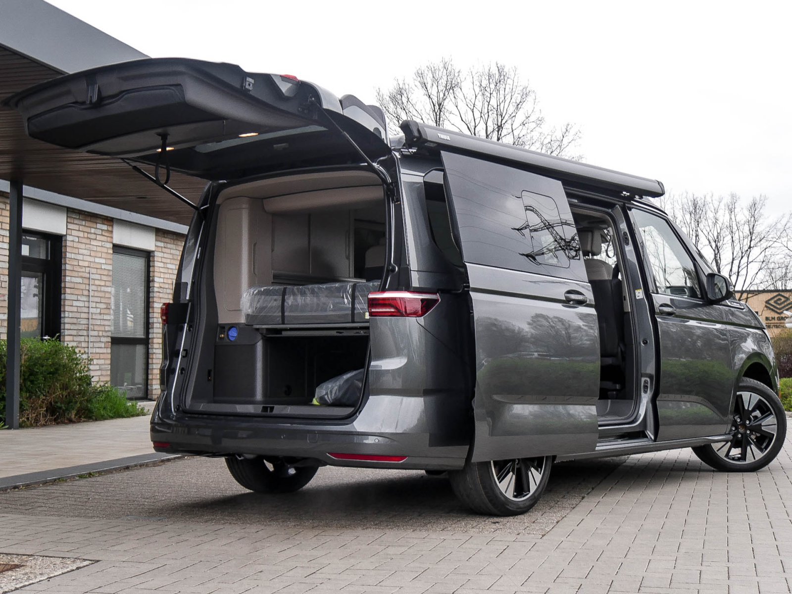 Volkswagen T7 California Ocean Klima LED Navi Aufstelldach Küche