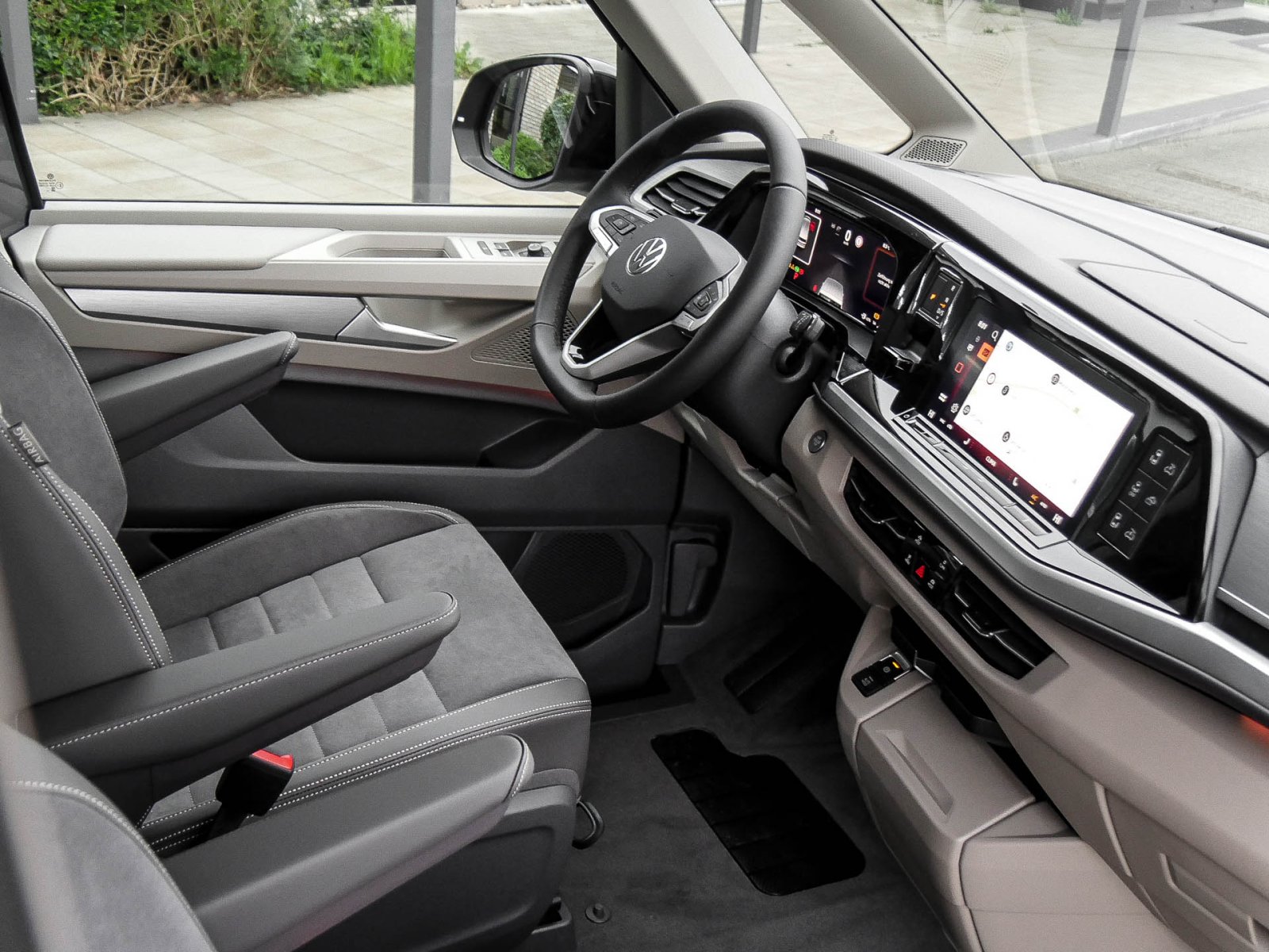 Volkswagen T7 California Ocean Klima LED Navi Aufstelldach Küche