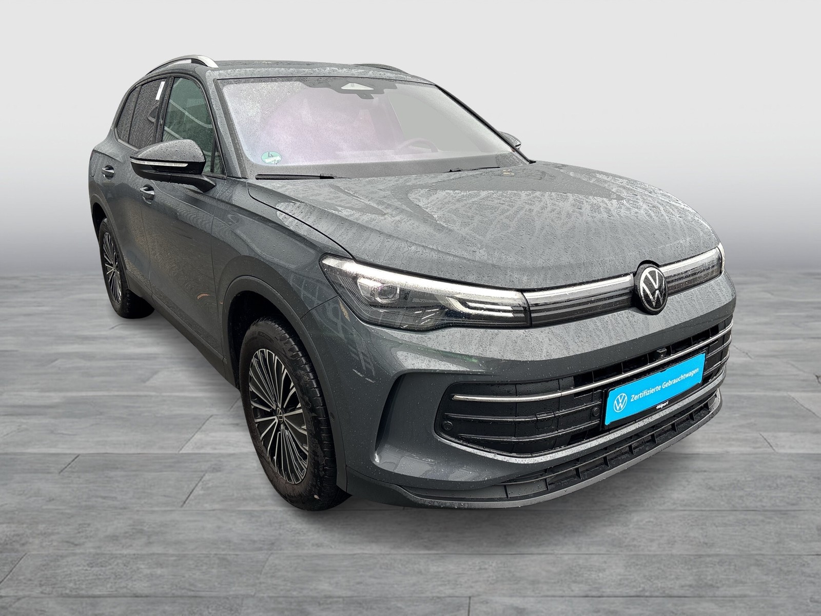 Volkswagen Tiguan 2.0 GOAL 4X4 NEUES MODELL STANDHZ AHK 18Z