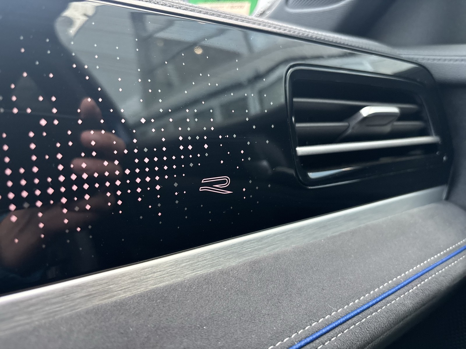 Volkswagen Passat Variant 2.0 R-LINE NEUESMODELL AHK 360CAM