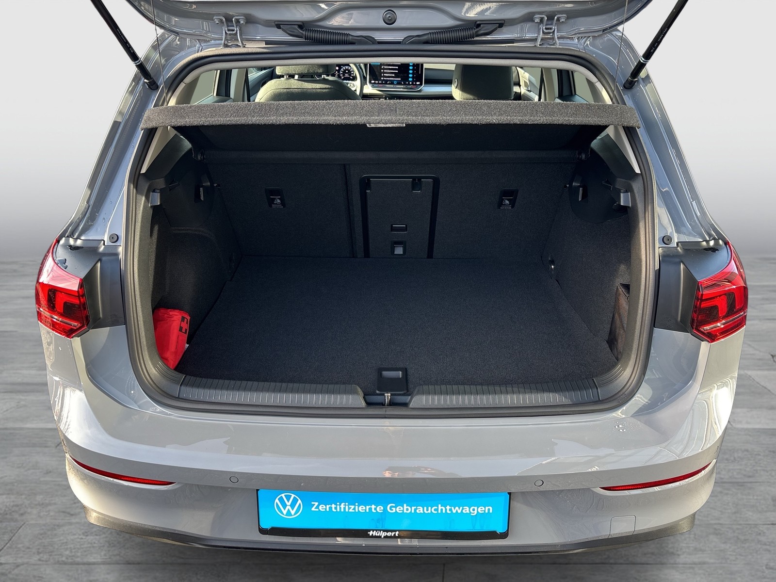 Volkswagen Golf VIII 1.5 HYBRID LIFE FACELIFT 360CAM ACC 17Z