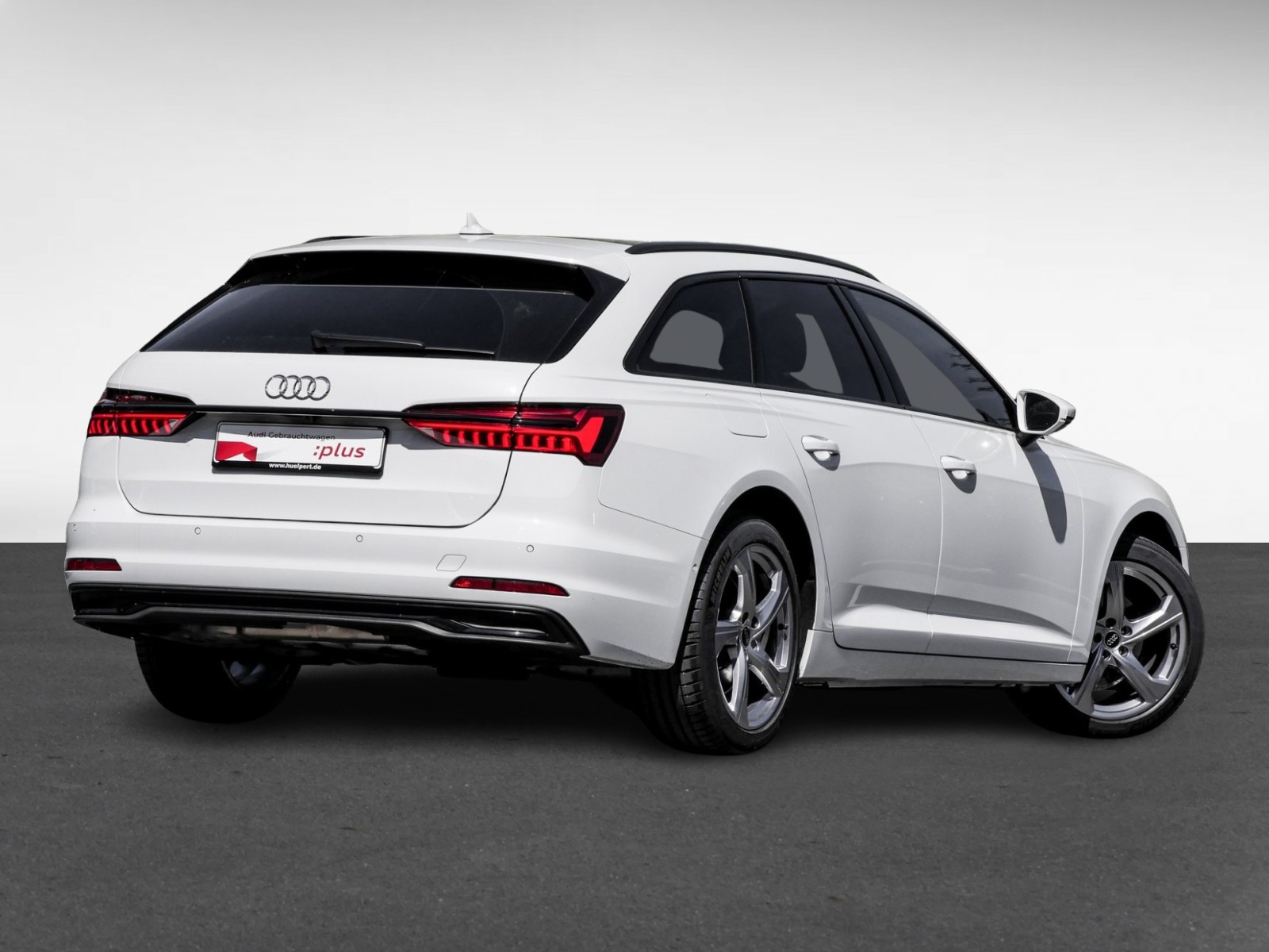 Audi A6 Avant 35 advanced BLACKPAK PANO AHK MATRIXLED