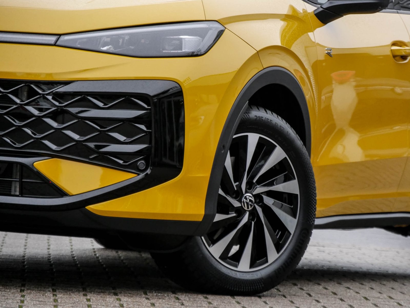 Volkswagen T-Roc 1.5 R-LINE DSG BLACKSTYLE eKLAPPE CAM LM20