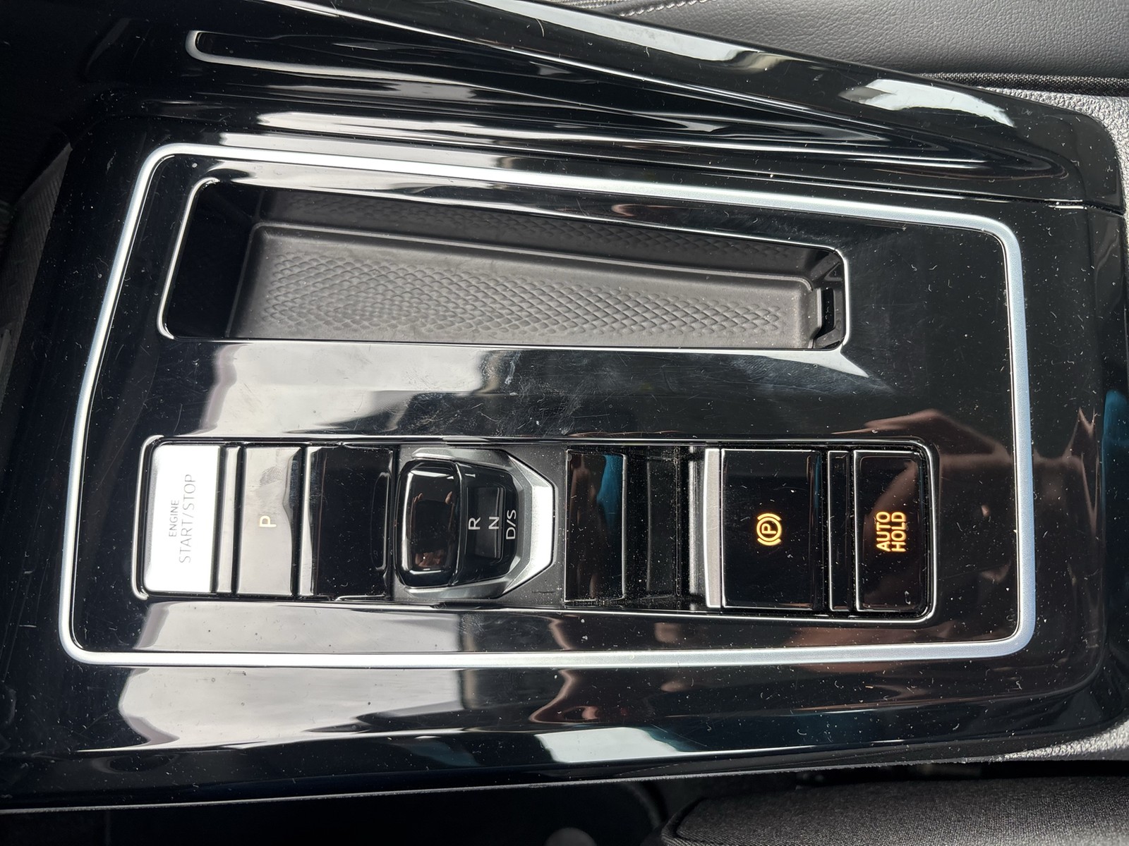 Volkswagen Golf VIII 1.5 HYBRID STYLE FACELIFT CAM ACC LM17