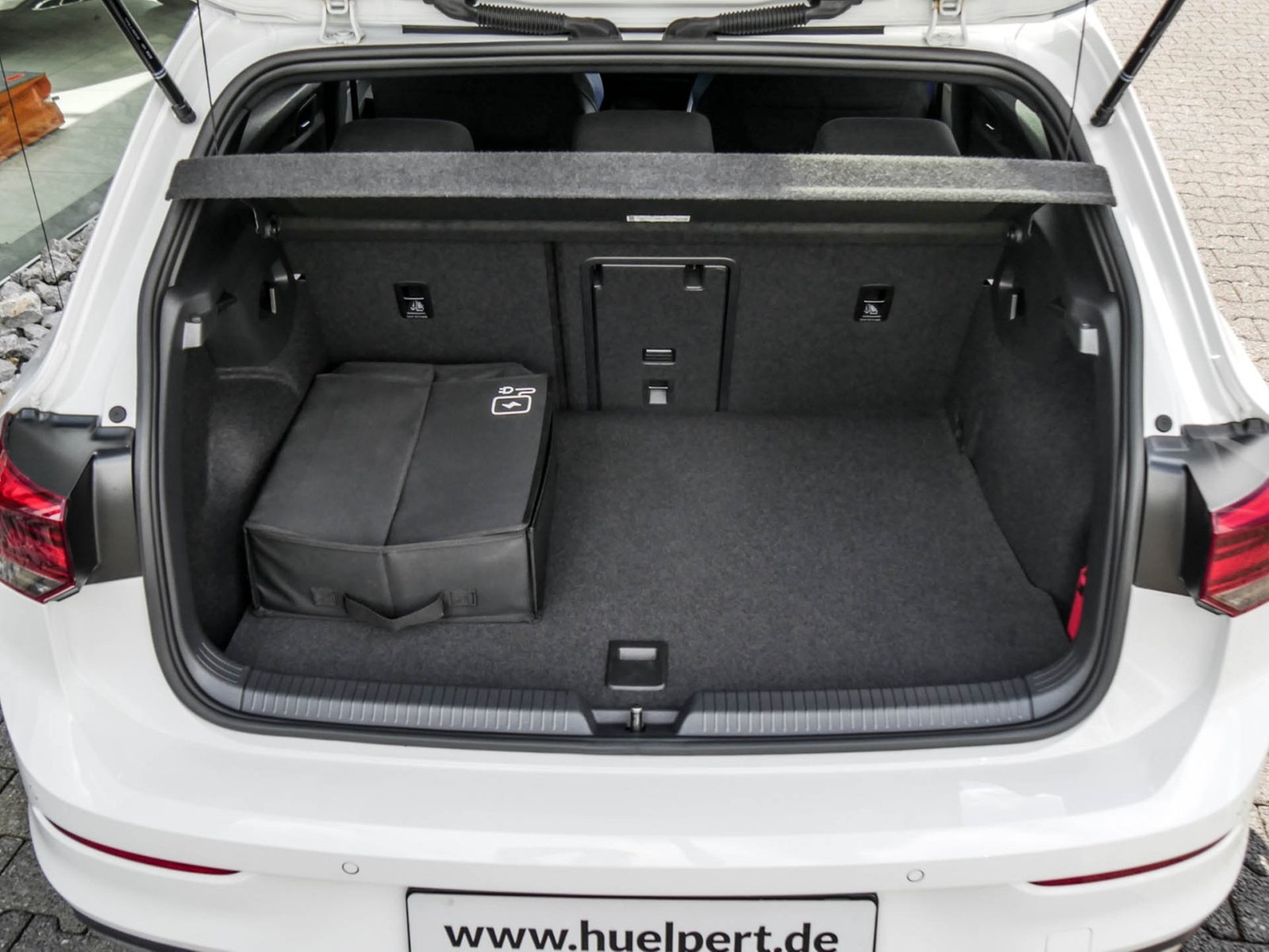 Volkswagen Golf VIII 1.4 HYBRID GTE ACC LM17 NAVI SITZHEIZ.
