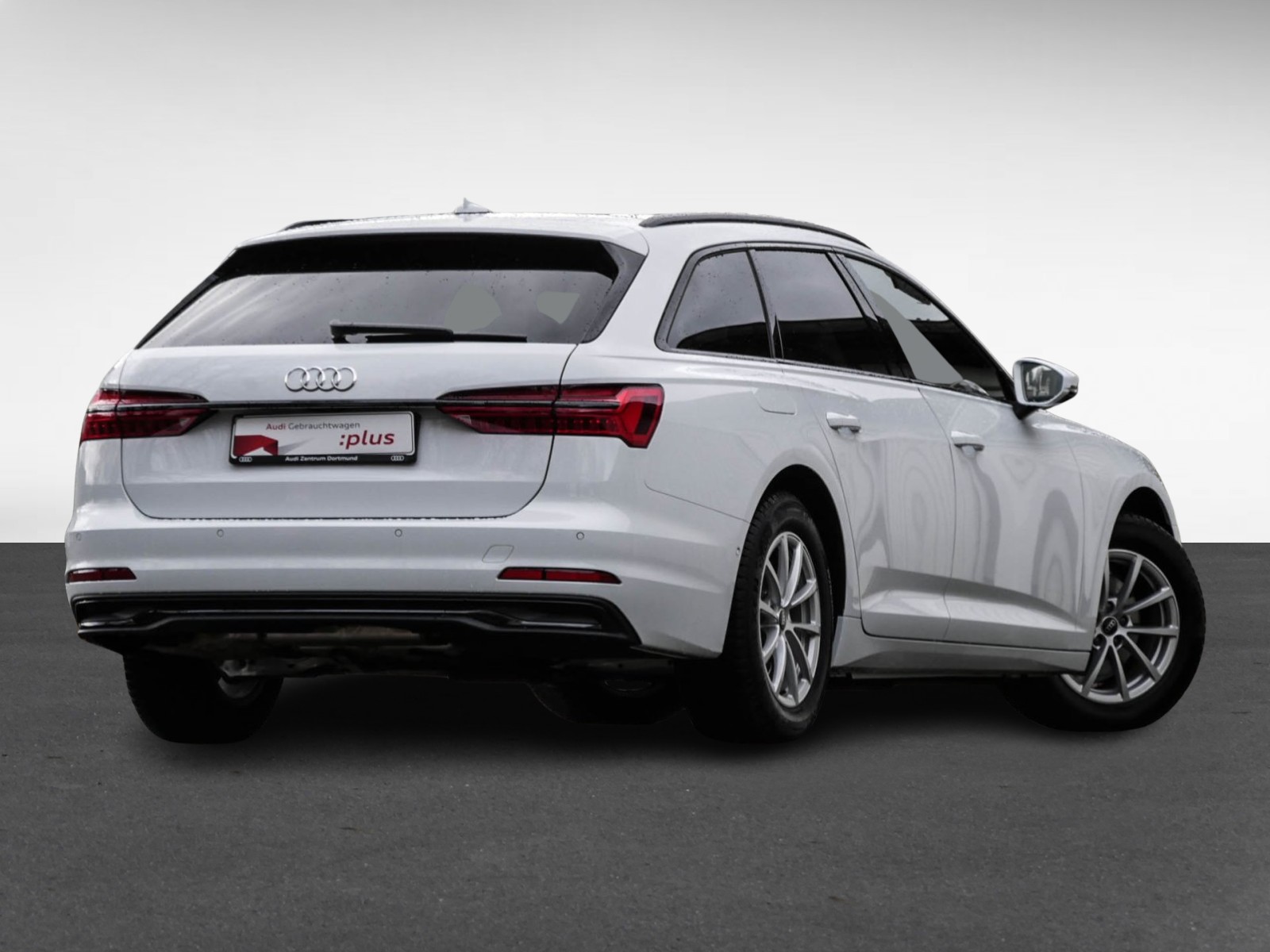 Audi A6 Avant 35 advanced BLACKPAK PANO AHK MATRIXLED