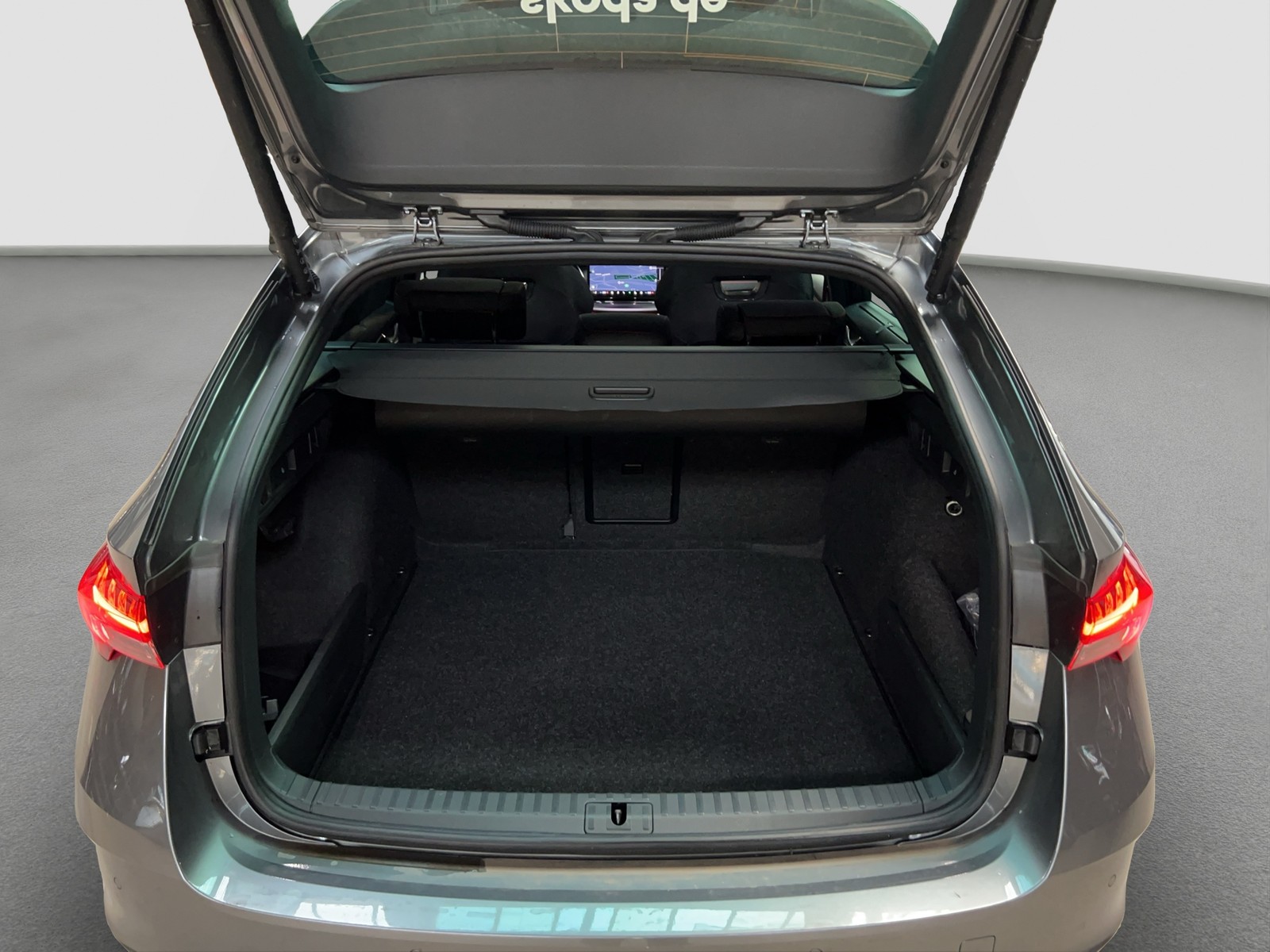 Skoda Octavia Combi 2.0 RS PANO CAM ACC LM19 E-KLAPPE