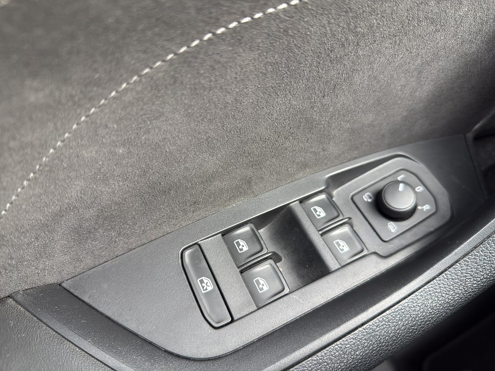 Skoda Kodiaq 2.0 SPORTLINE 4X4 STANDHZ. PANO LM19 NAVI