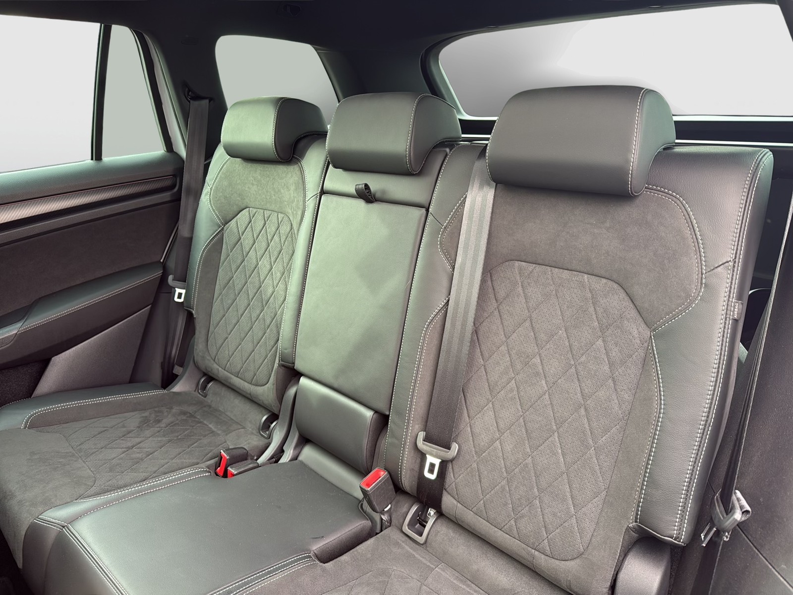 Skoda Kodiaq 2.0 SPORTLINE 4X4 STANDHZ. PANO LM19 NAVI