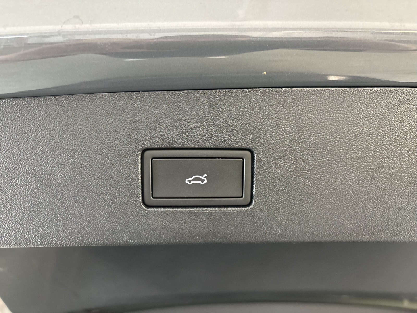 Volkswagen Tayron 1.5 HYBRID ELEGANCE AHK 360°CAM ACC LM18