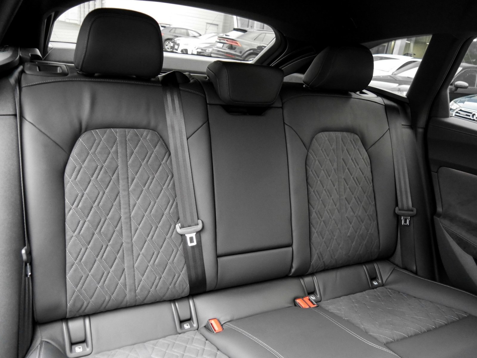 Audi A5 Avant TFSI quattro S tronic Techpaket+2xSline+AHK+Sportsitze+MMI+