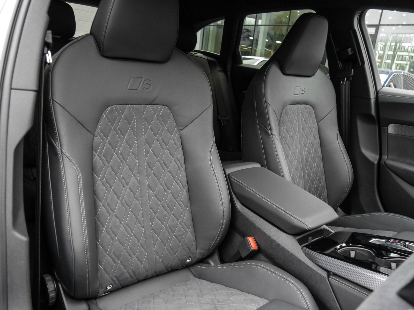 Audi A5 Avant TFSI quattro S tronic Techpaket+2xSline+AHK+Sportsitze+MMI+