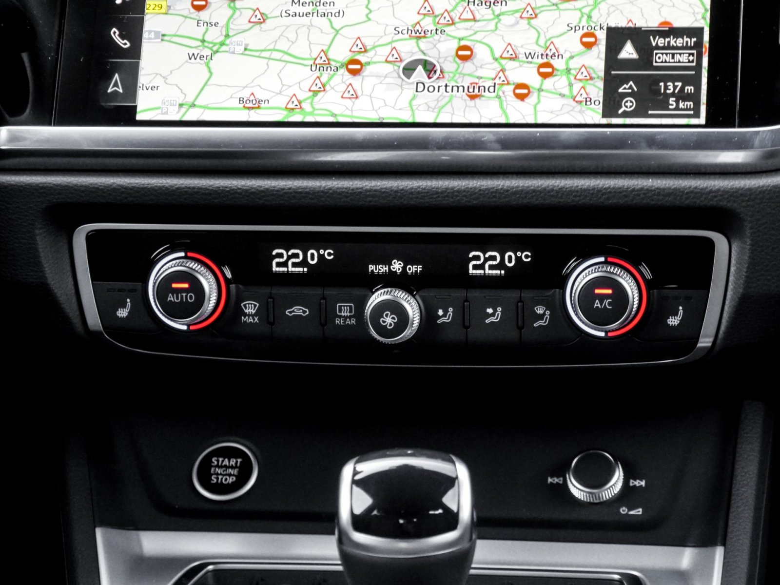 Audi Q3 35 advanced AHK CAM ACC LM18 E-KLAPPE NAVI+