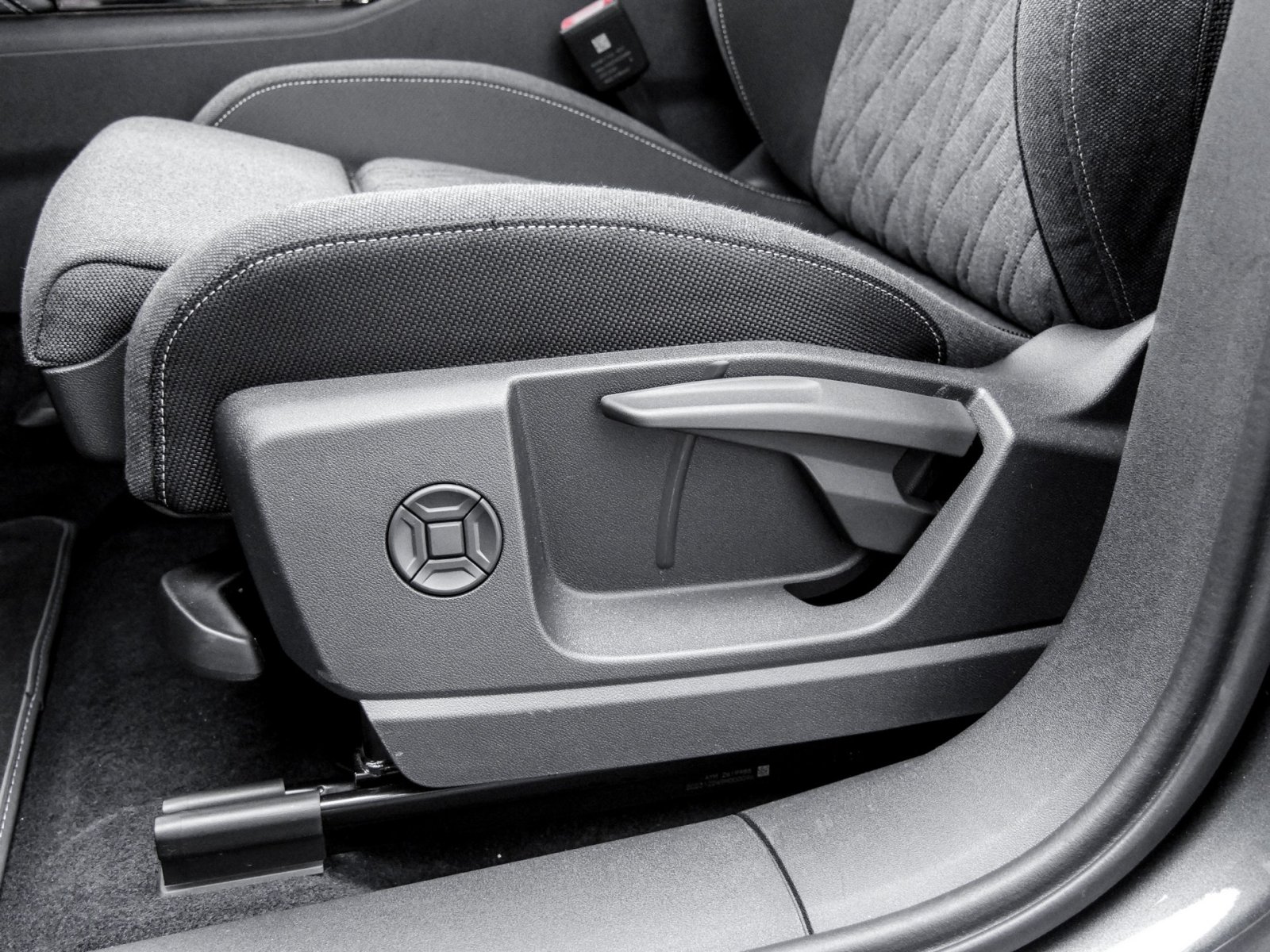 Audi Q5 TFSI quattro S tronic S Line TechPlus+SLine+Pano+AHK+Luftfederfahrwerk