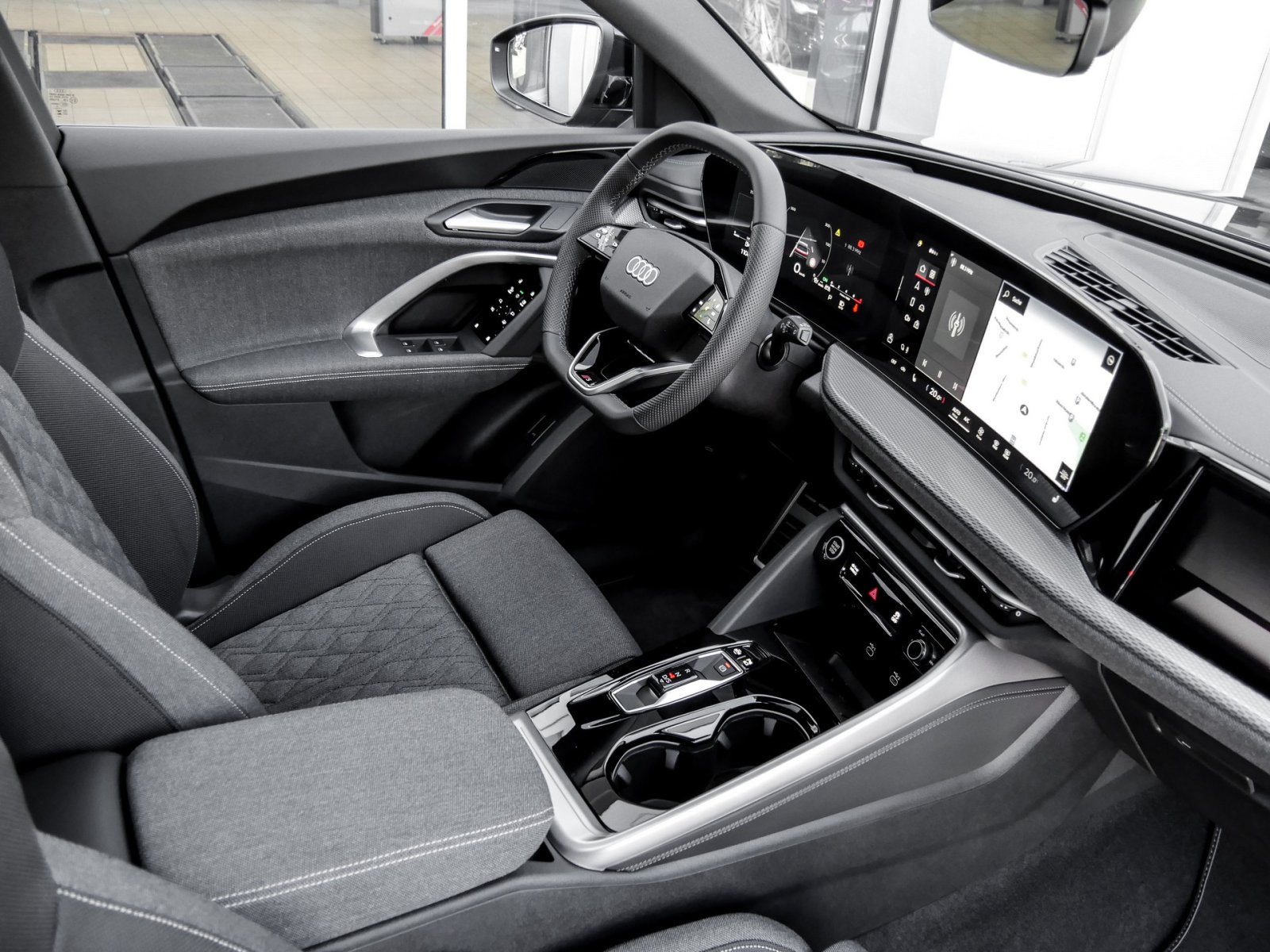 Audi Q5 TFSI quattro S tronic S Line TechPlus+SLine+Pano+AHK+Luftfederfahrwerk