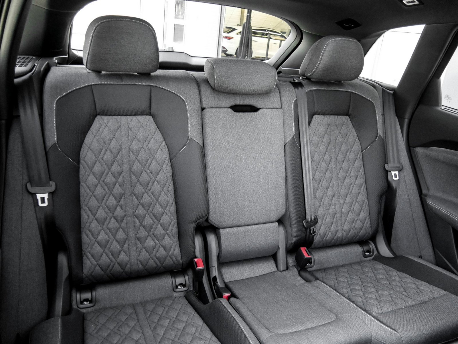 Audi Q5 TFSI quattro S tronic S Line TechPlus+SLine+Pano+AHK+Luftfederfahrwerk