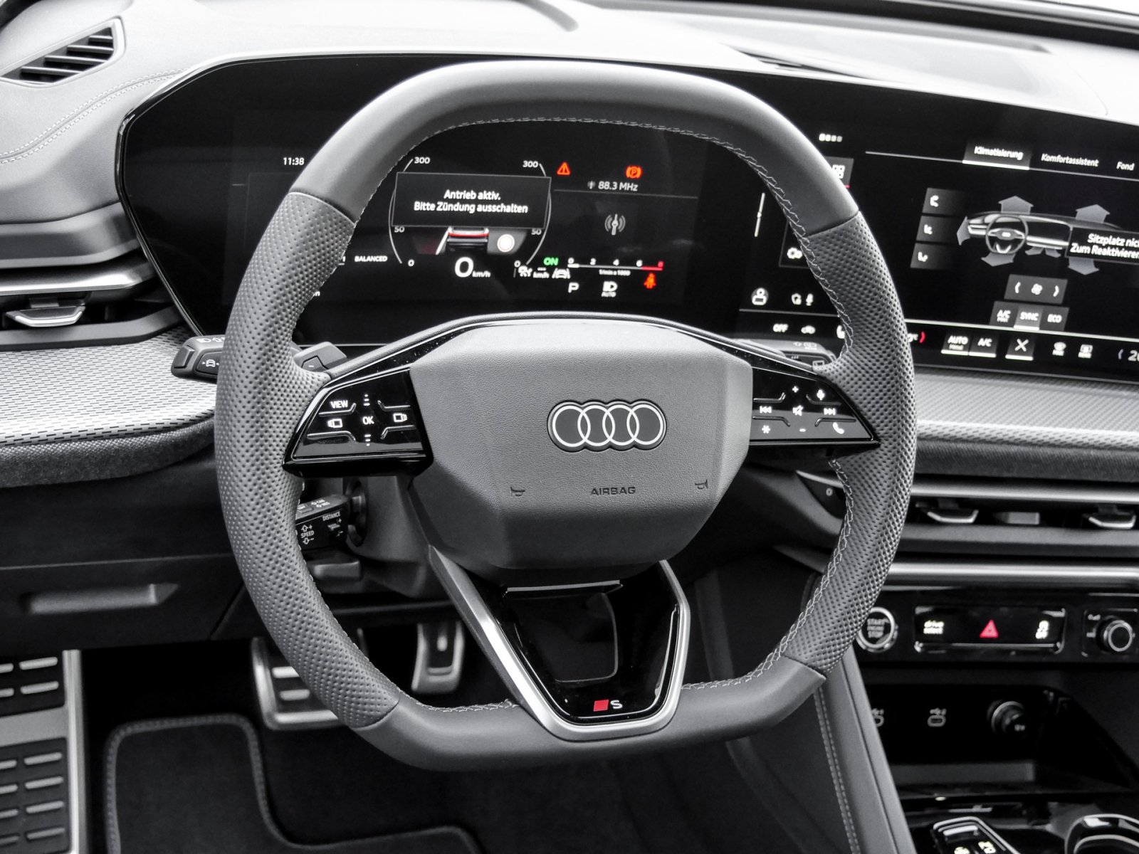 Audi Q5 TFSI quattro S tronic S Line TechPlus+SLine+Pano+AHK+Luftfederfahrwerk