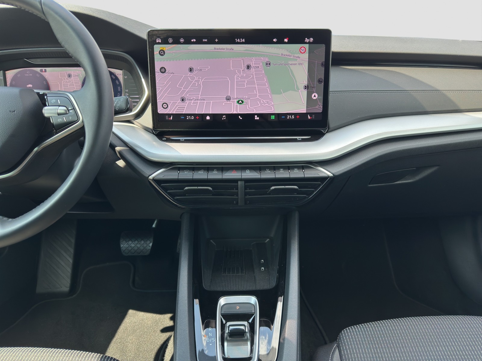Skoda Octavia Combi 1.5 e-TEC SELECTION CAM ACC NAVI