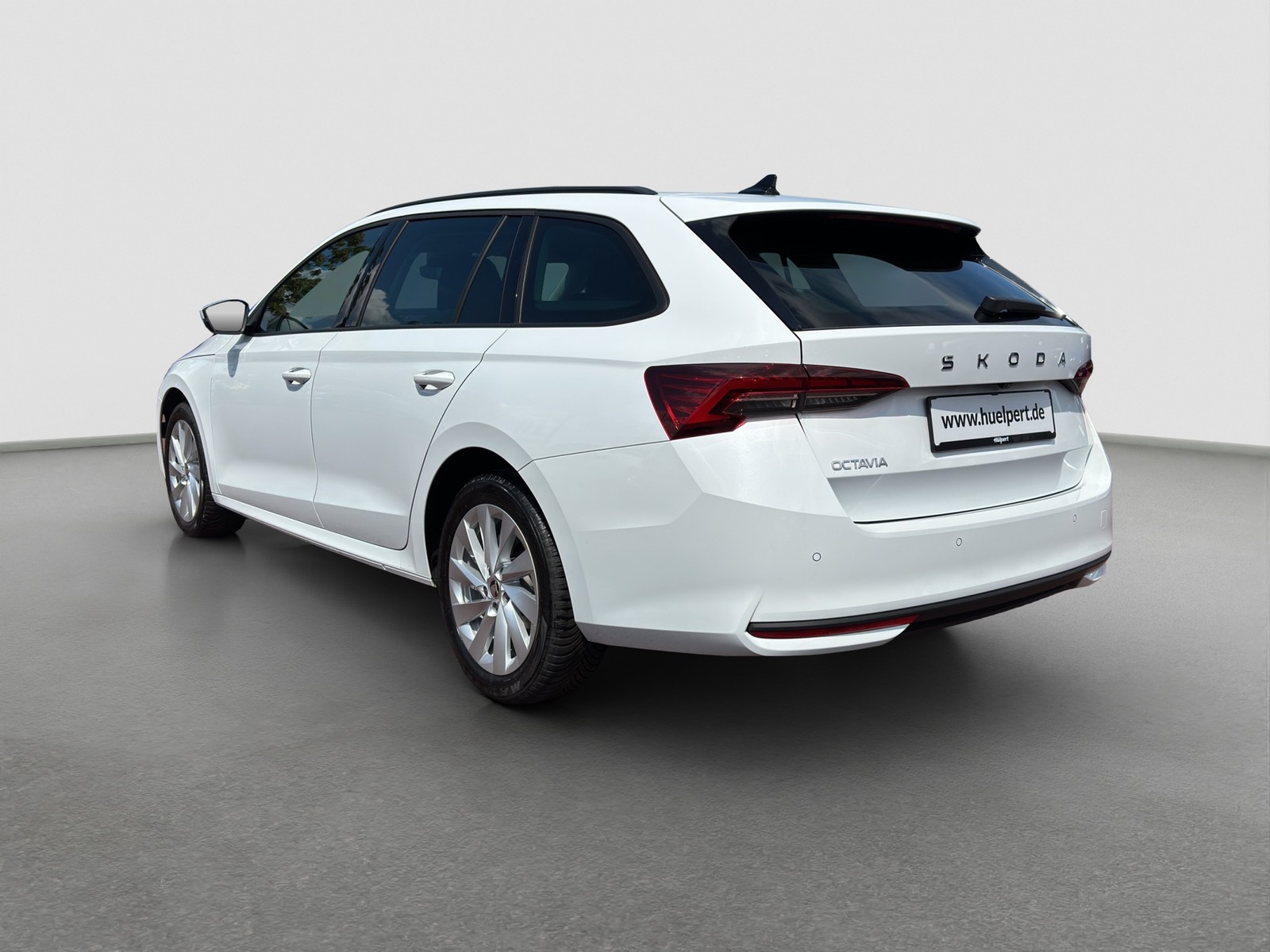 Skoda Octavia Combi 1.5 e-TEC SELECTION CAM ACC NAVI