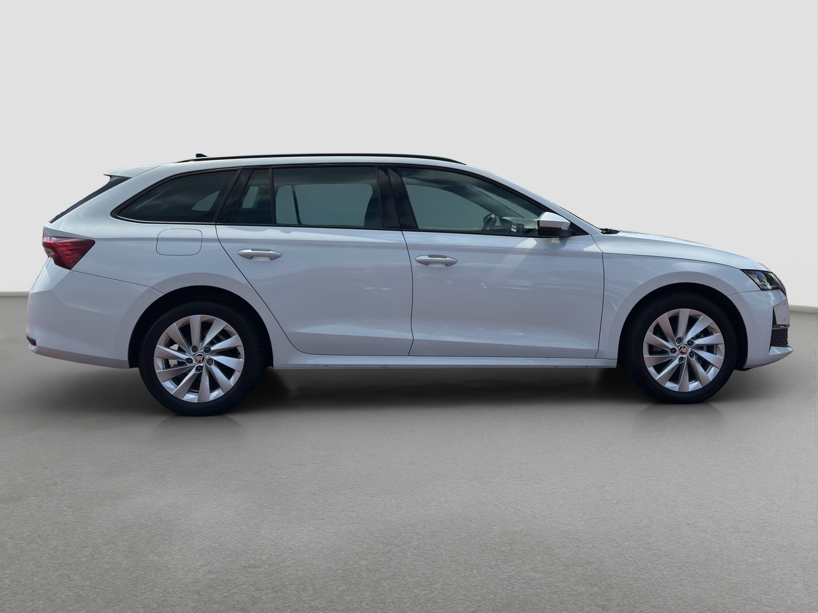 Skoda Octavia Combi 1.5 e-TEC SELECTION CAM ACC NAVI
