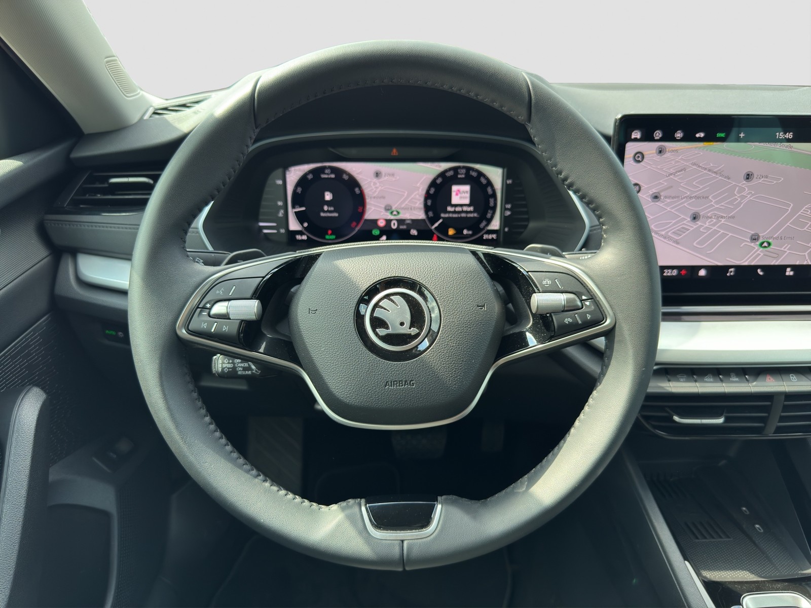 Skoda Octavia Combi 1.5 e-TEC SELECTION CAM ACC NAVI