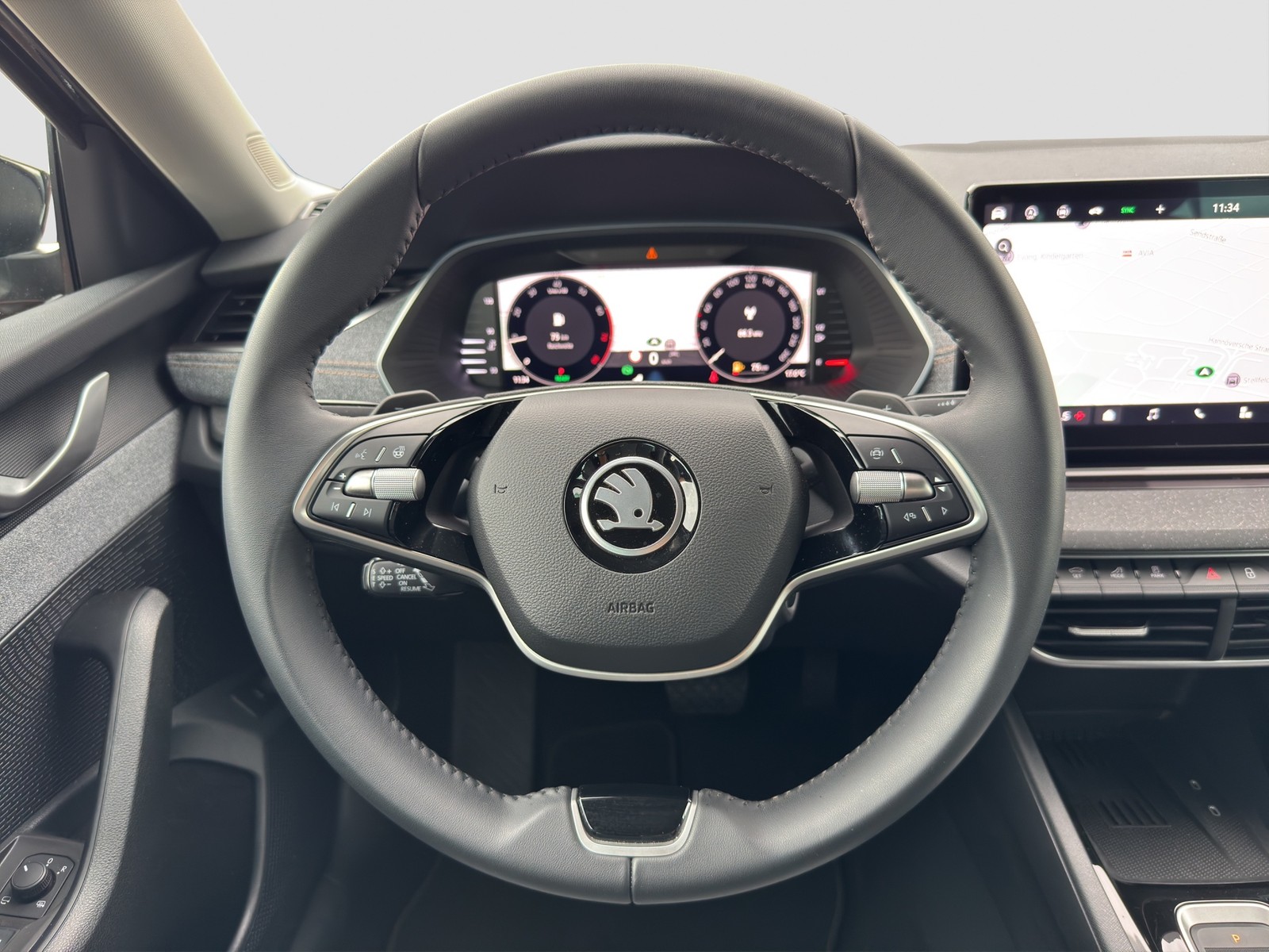 Skoda Octavia Combi 1.5 e-TEC SELECTION CAM ACC NAVI