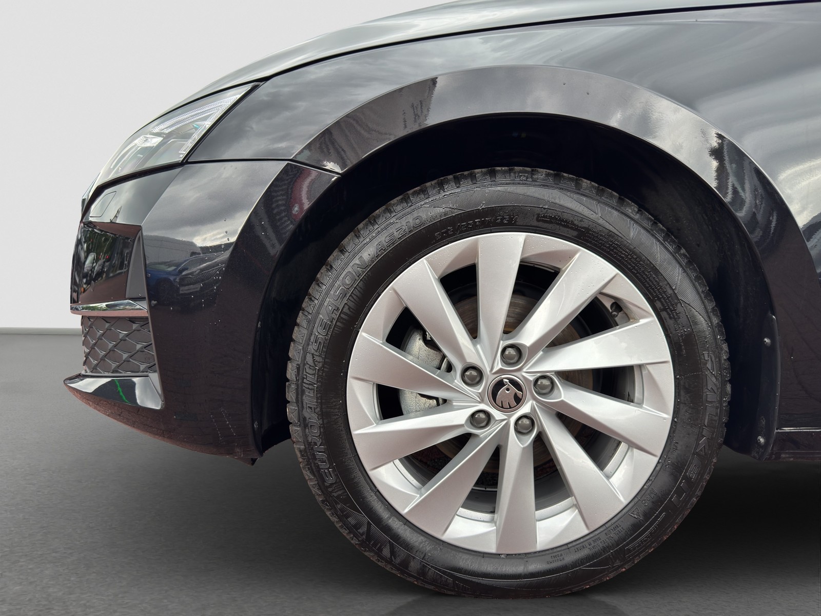 Skoda Octavia Combi 1.5 e-TEC SELECTION CAM ACC NAVI