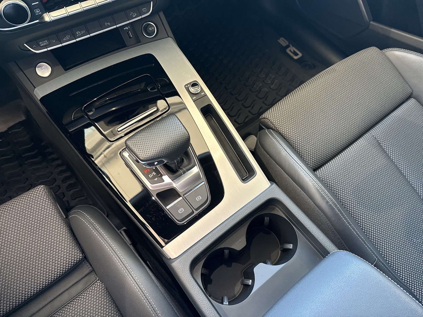 Audi Q5 Sportback 50 HYBRID Q. S LINE KAMERA ALU19