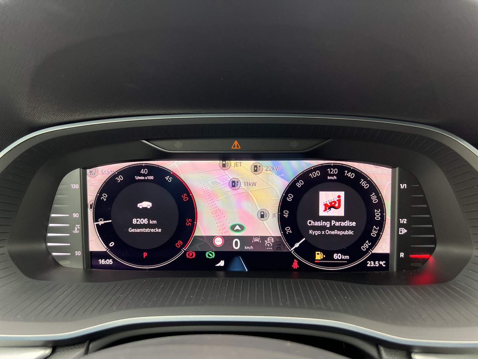 Skoda Octavia Combi 2.0 SELECTION CAM ACC EKLAPPE NAVI