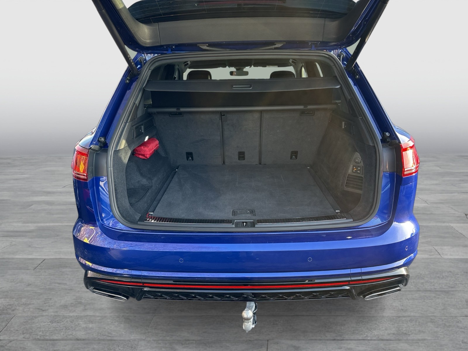 Volkswagen Touareg V6 R-LINE AHK CAM ACC HEAD-UP