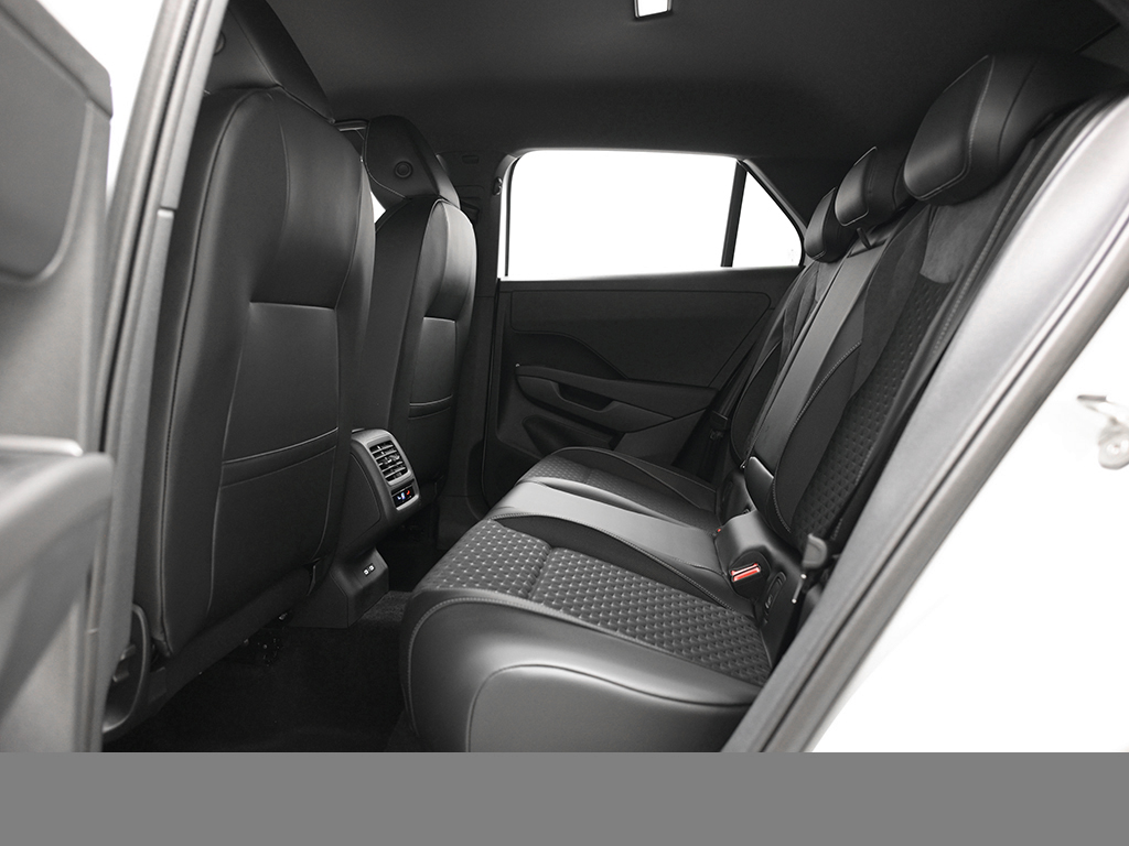 Volkswagen T-Roc 1.5 R-LINE DSG BLACKSTYLE AHK eKLAPPE