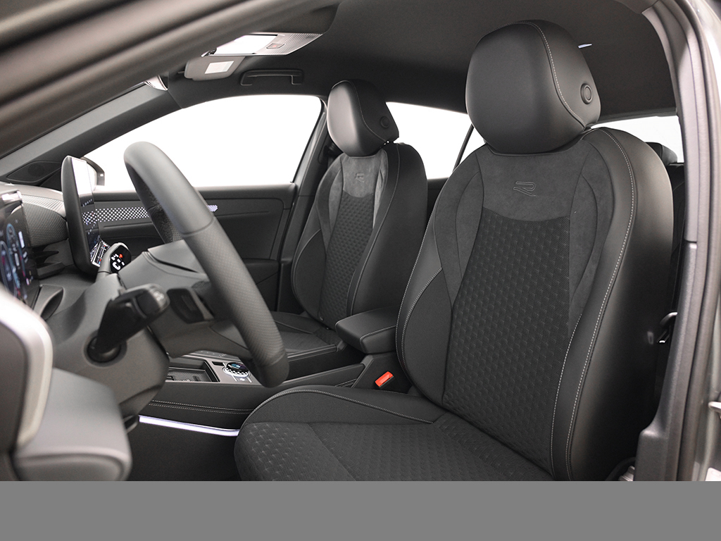 Volkswagen T-Roc 1.5 R-LINE DSG BLACKSTYLE MATRIXLED AHK