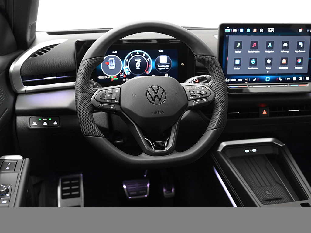 Volkswagen T-Roc 1.5 R-LINE DSG BLACKSTYLE MATRIXLED AHK