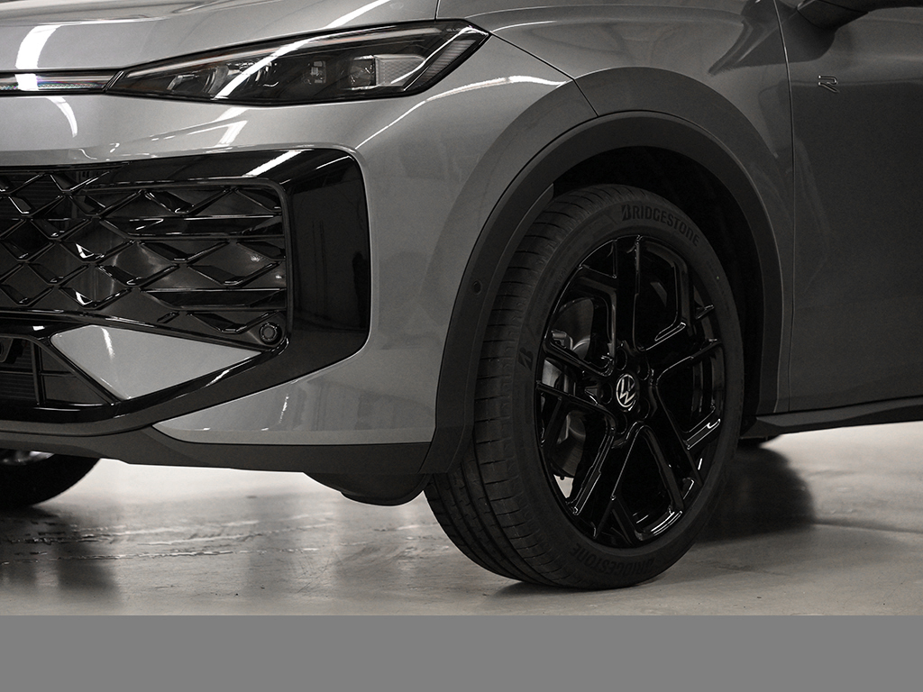 Volkswagen T-Roc 1.5 R-LINE DSG BLACKSTYLE MATRIXLED AHK